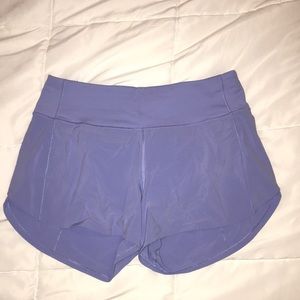 Lululemon Speed Up Short 4” Size 6 in Periwinkle